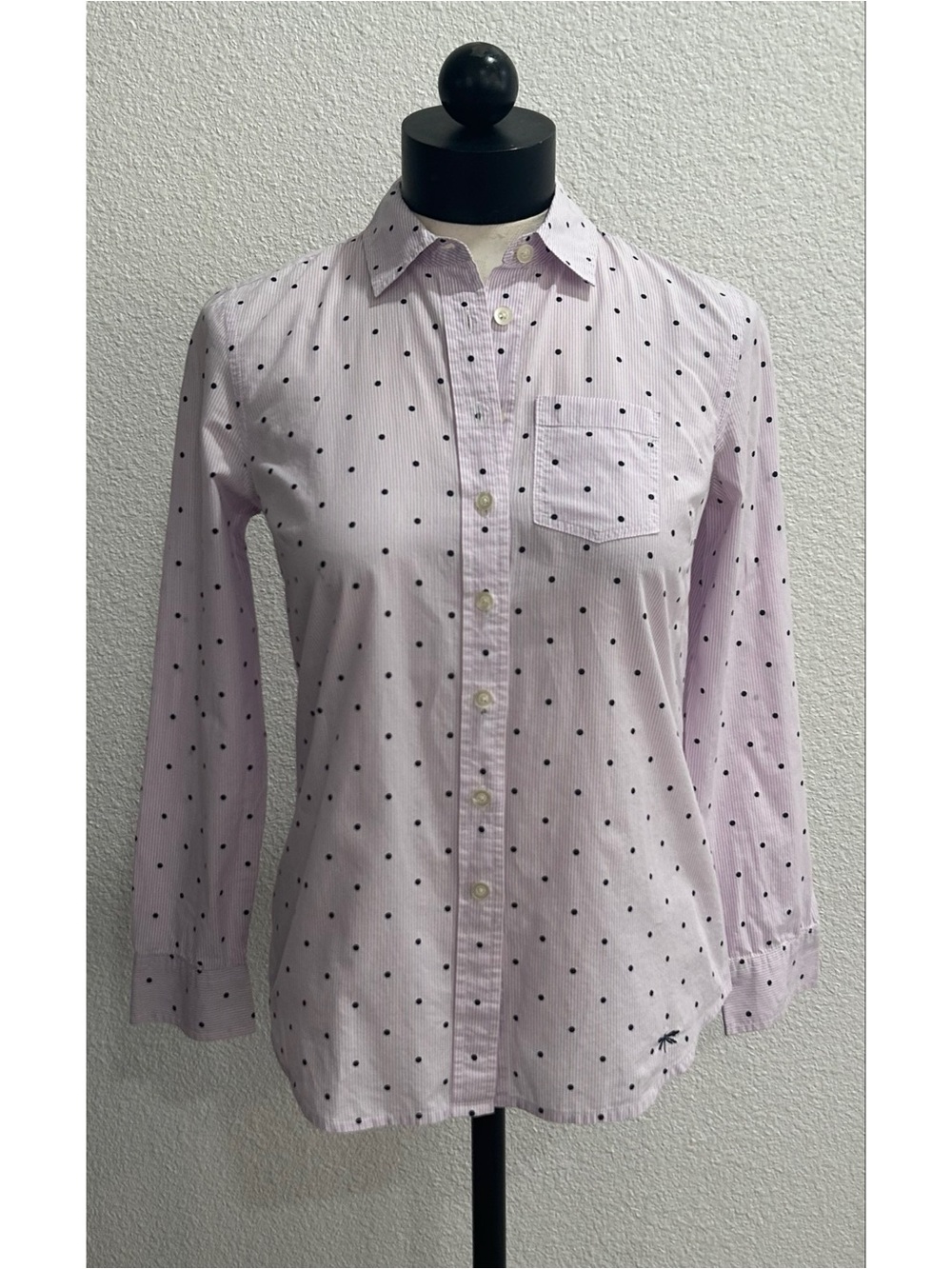 Talbots Shirt Women’s Size 2P Lavender Polka Dot 100% Cotton Button Down Preppy